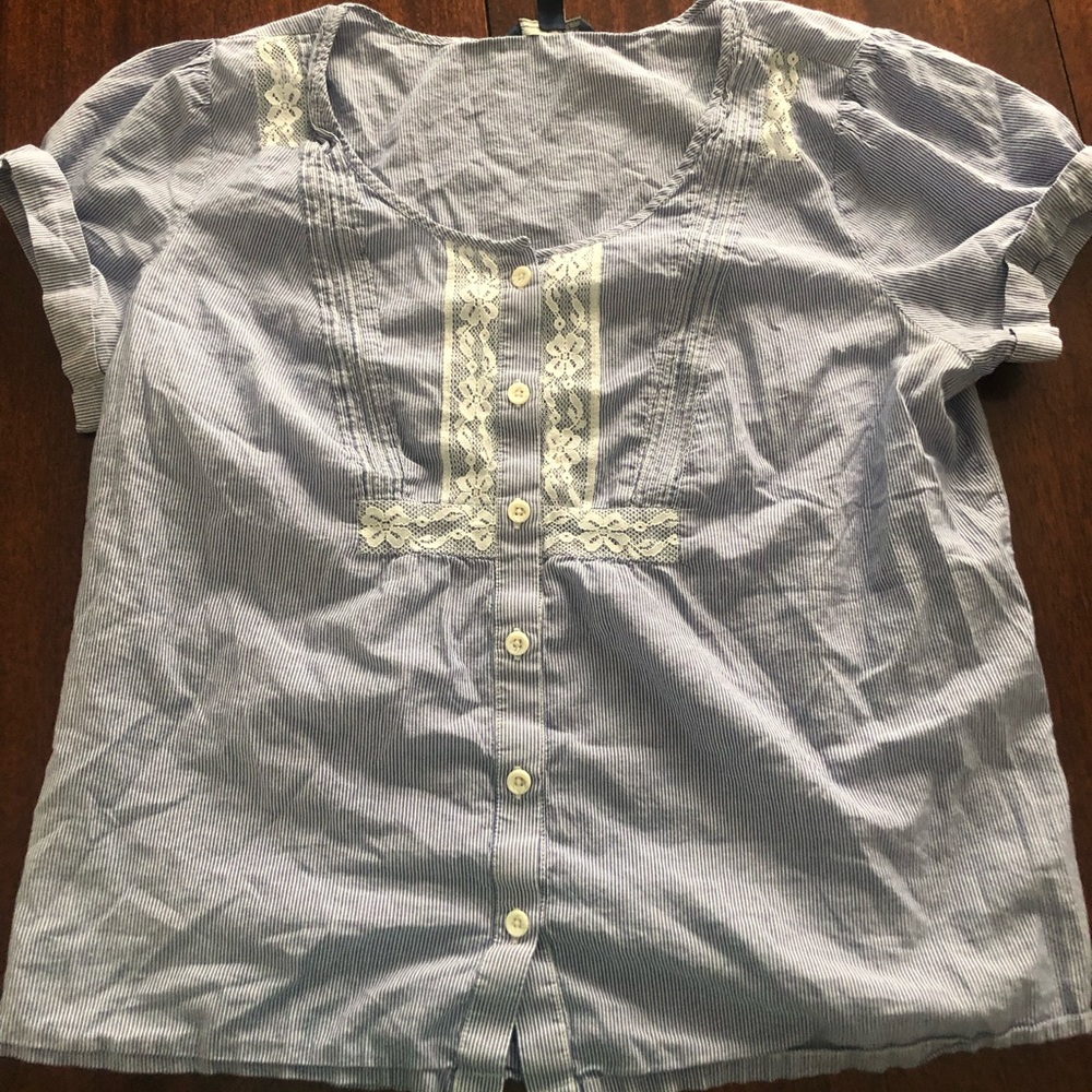 American Eagle Blue and White Lace Blouse